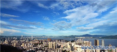 尽享顶级经纪服务,畅享尊贵体验 尽享顶级经纪服务,畅享尊贵体验